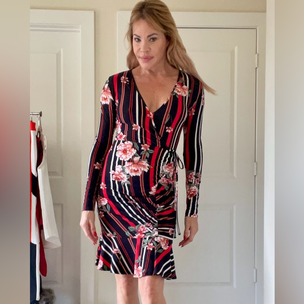 Fun and eye catching dress with flowers and stripes to give an edge…